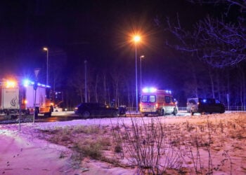 Zwei Autos in Lauchhammer zusammengestoßen. Eine Person verletzt