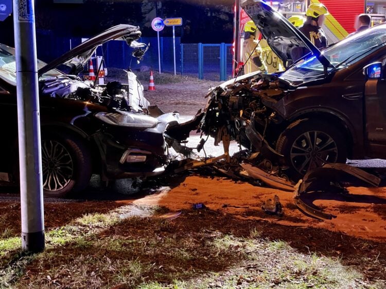 Verkehrsunfall in Kiekebusch (Schönefeld); Foto: Blaulichtreport Lausitz