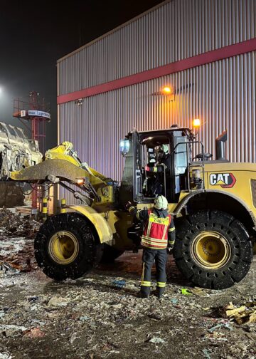 Brand in Industrieanlage in Eisenhüttenstadt; Foto: Freiwillige Feuerwehr Eisenhüttenstadt