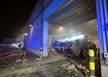 Brand in Industrieanlage in Eisenhüttenstadt; Foto: Freiwillige Feuerwehr Eisenhüttenstadt
