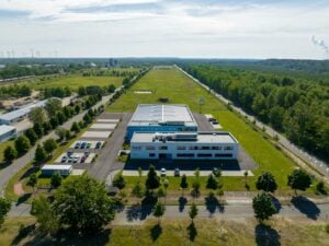 Altech stellt Batteriefabrik im Industriepark Schwarze Pumpe ein