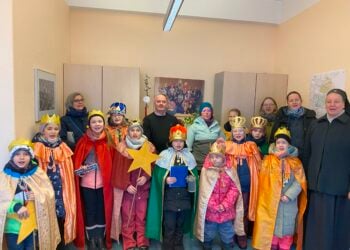 Sternsinger zu Gast im Forster Rathaus