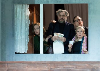 Tesla, die Spree und der Kirschgarten (Bild: Bernd Schönberger)