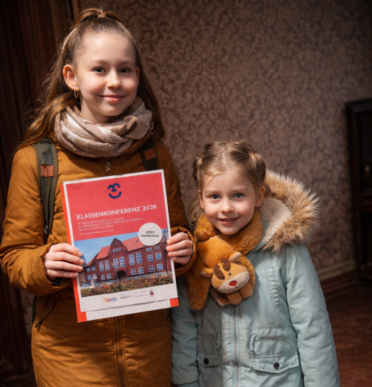 Martha und Rosa auf der Klassenkonferenz (Bild: Dr. Normen Franzke)