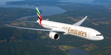 Boeing 777-300ER von Emirates, der Airline, die künftig vom BER nach Dubai fliegen darf