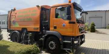 Kehrmaschine der Städtische Werke Guben GmbH. © Stadt Guben, Lehmann