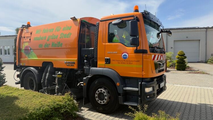 Kehrmaschine der Städtische Werke Guben GmbH. © Stadt Guben, Lehmann