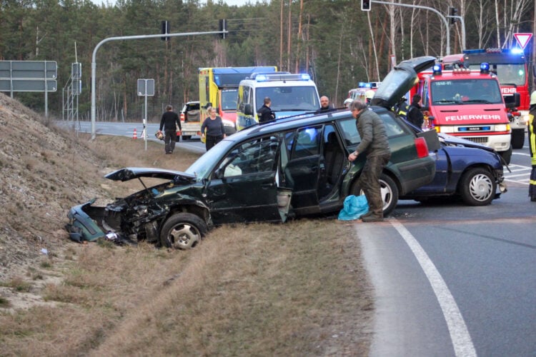 Unfall auf der L49 bei Kathlow; Foto: Blaulicihtreport Lausitz