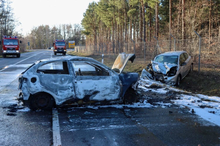 Unfall auf der L&0 zwischen Hörlitz und Senftenberg; Foto: Blaulichtreport Lausitz