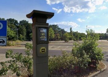 Fotomontage Google Streetview & Parkscheinautomat Gemini Strada