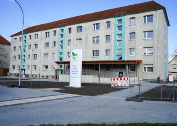 Außenansicht neuer Geschäftssitz der Villa Lebensbogen in der Juri-Gagarin-Straße 25 in Vetschau (Bild: WIS Wohnungsbaugesellschaft im Spreewald mbH)