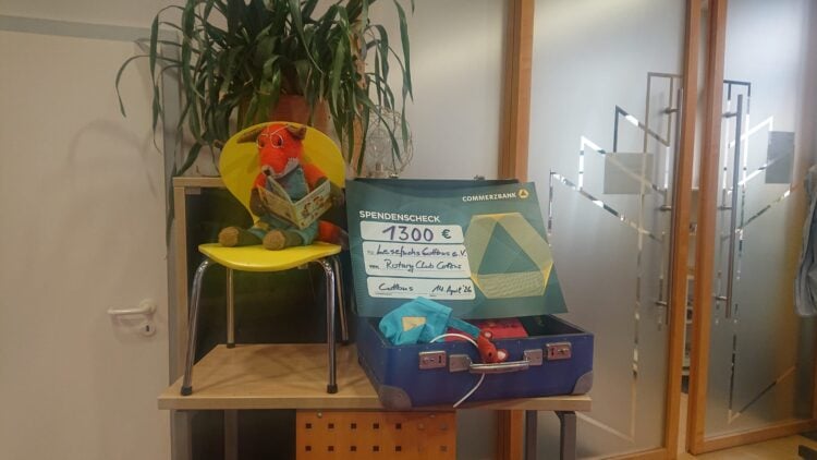 Lesefuchs Cottbus e.V. erhält 1.300 Euro Spende des Rotary Club Cottbus