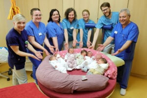 Sieben Babys an einem Tag: Besonderer Tag im Kreißsaal Lauchhammer
