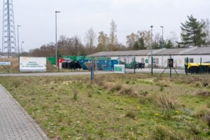 Schwarzheide baut Altkleidercontainer ab. Abgabe in Lauchhammer möglich