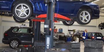 Das Kraftfahrzeuggewerbe profitiert vom stabilen Werkstattgeschäft. Wartungs- und Reparaturleistungen zur Instandhaltung werden stark nachgefragt. (Bild: HWK Cottbus, Veronika Martin)
