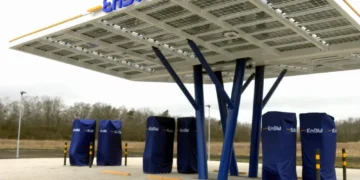 Demnächst in Betrieb: Die neue Ladestation von EnBW im Autohof Klettwitz (Bild: Gemeinde Schipkau)
