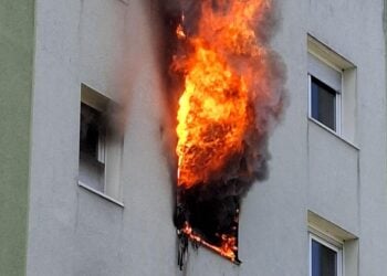Brand in Guben fordert ein Menschenleben; Foto: Blaulichtreport Lausitz