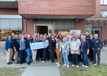 Spendenübergabe aus den Erlösen des Lions Club Cottbus-Lausitz Adventskalenders 2025