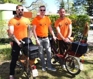 Auf Simson-Mofas nach Mallorca: Kahrener Kolbenklopfer starten Tour