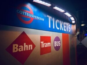 Nach Sprengungen: Mehrere Fahrscheinautomaten in Cottbus abgeschaltet
