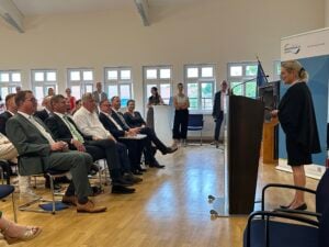 Über 44 Jahre im Dienst des Landkreises: OSL verabschiedet Grit Klug