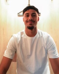 FC Energie holt Yusuf Wardak und gibt drei Nachwuchsspielern Verträge
