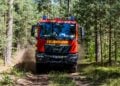 Feuerwehrfahrzeug im Wald bei Alt-Schadow