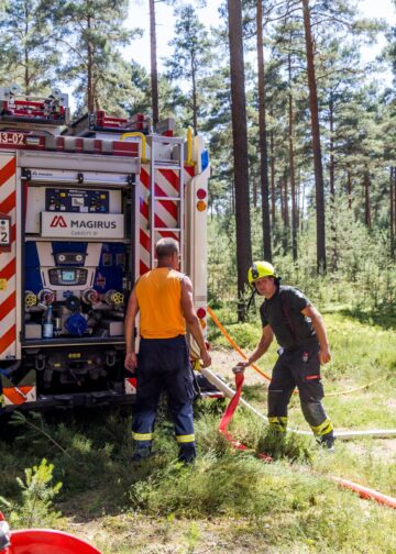 Tanklöschfahrzeug der Feuerwehr bei Alt-Schadow