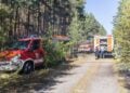 Feuerwehrfahrzeuge am Waldbrand in Halbe