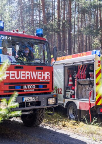 Tanklöschfahrzeuge der Feuerwehr in Halbe