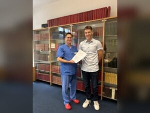 Vom Pflegefachmann zum Medizinstudium. Klinikum fördert Nachwuchs