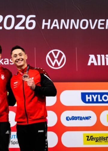Radomyr Stelmakh vom SC Cottbus an einem Turngerät