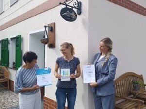 Elsternest in Seidewinkel für Familien und Barrierefreiheit geehrt