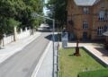 Luftaufnahme der sanierten Freifrau-von-Löwendal-Straße in Lauchhammer-Ost