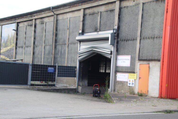 Lagerhallenbrand beim Handelshof Cottbus