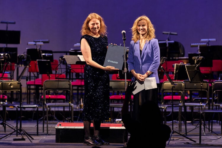 Preisverleihung des Ukrainian Studies Distinguished Award an die Europa-Universität Viadrina in Lwiw