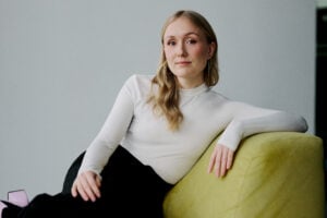 Buchpremiere in Cottbus: Ruth-Maria Thomas stellt neuen Roman vor