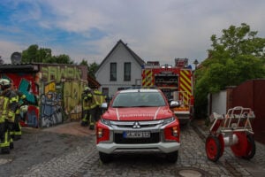 Garagen in Lübbenau in Flammen. Ausbreitung auf Ferienhaus verhindert