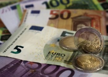 Kommunaler Finanzausgleich: Euro-Geldscheine (Symbolbild)