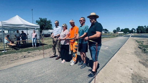 Radweg Luckau: Einweihung des Geh- und Radwegs an der L 52