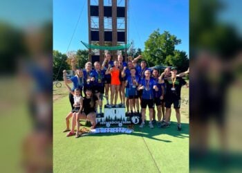 Lausitzer Feuerwehrsportler bei der Siegerehrung des Deutschland-Cups in Taura