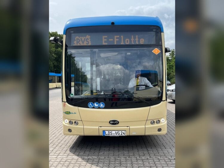 Elektrobus der RVS Dahme-Spreewald, deren Geschaeftsfuehrer freigestellt wurde