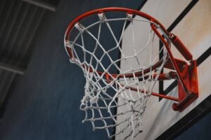 BTU-Forscher entwickelt Software für bessere Basketball-Spielpläne