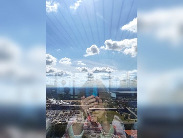 Doppelbelichtung mit Blick über den Industriepark Schwarze Pumpe