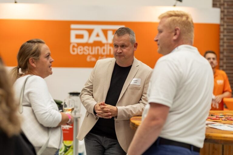 Gäste der „Beats & Business“-Party im Cottbuser Dieselkraftwerk