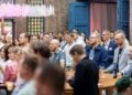 Volle Halle beim Netzwerkabend im Cottbuser Dieselkraftwerk