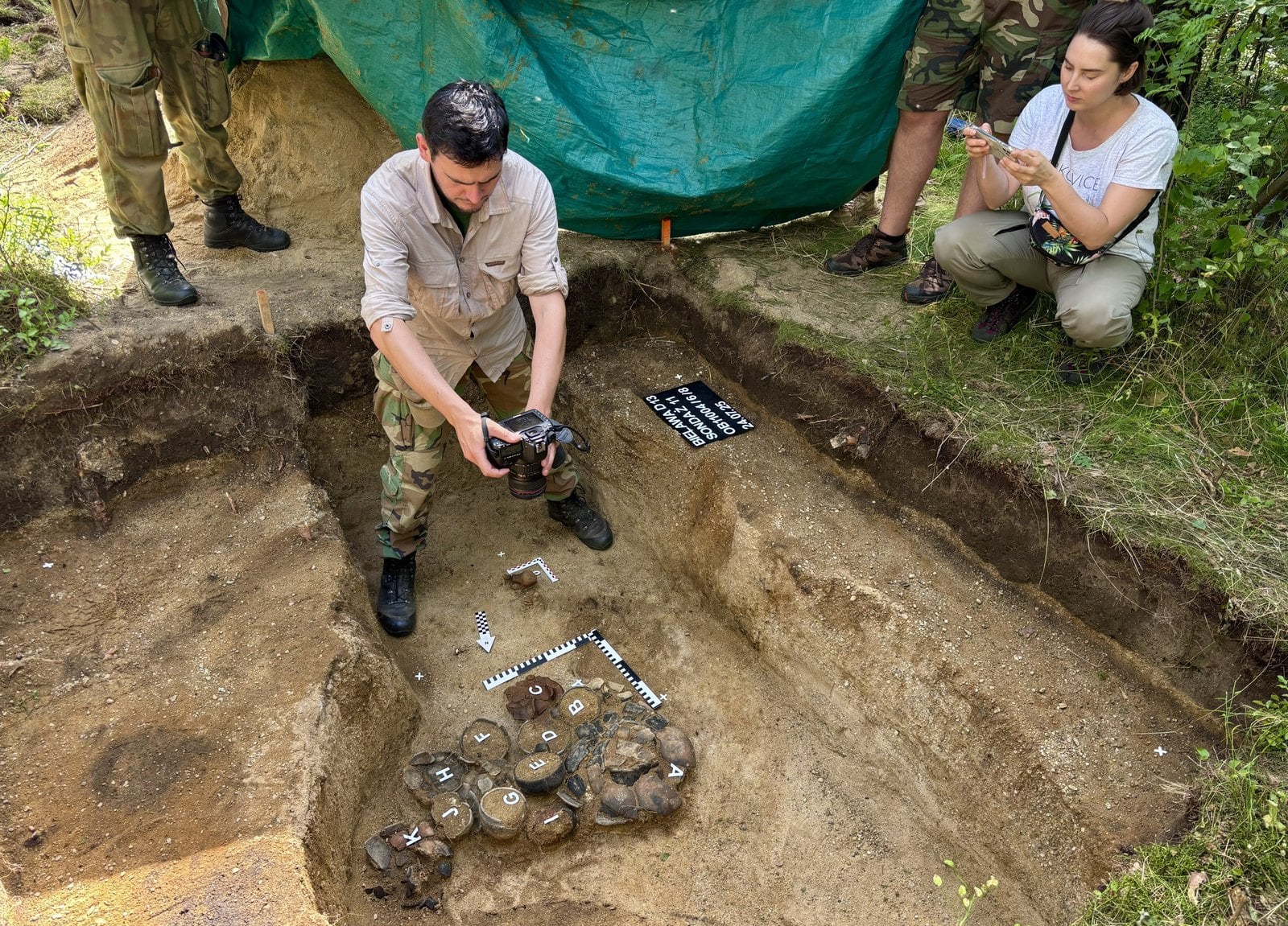 Ausgrabung zum archäologischen Erbe der Lausitz bei Bielawa