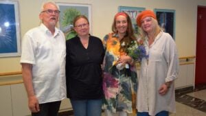 Finissage in Guben: Manuela Trummer führt selbst durch die Schau