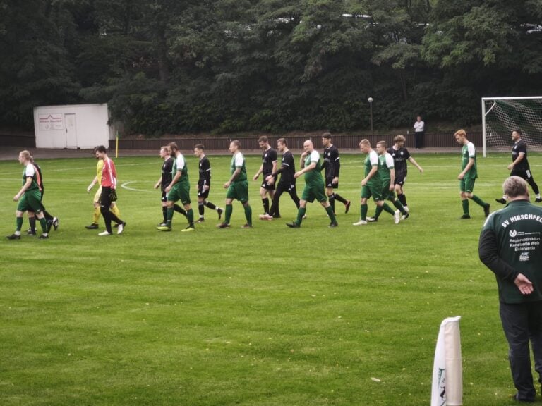 Zweite Männermannschaft der BSG Chemie Schwarzheide beim Spiel in Hirschfeld
