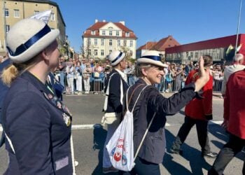 Festumzug zum Weinfest in Zielona Góra mit Cottbuser Karnevalsvereinen